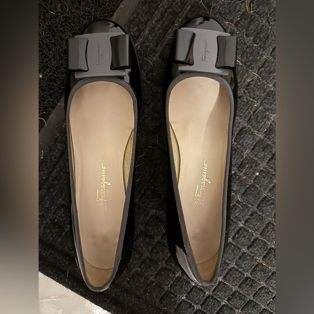 Salvatore Ferragamo Black Flats with Bow